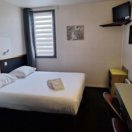 Escale Kennedy מלון