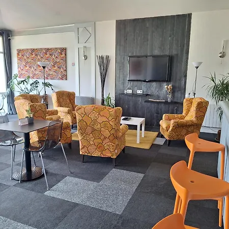 Escale Kennedy מלון *